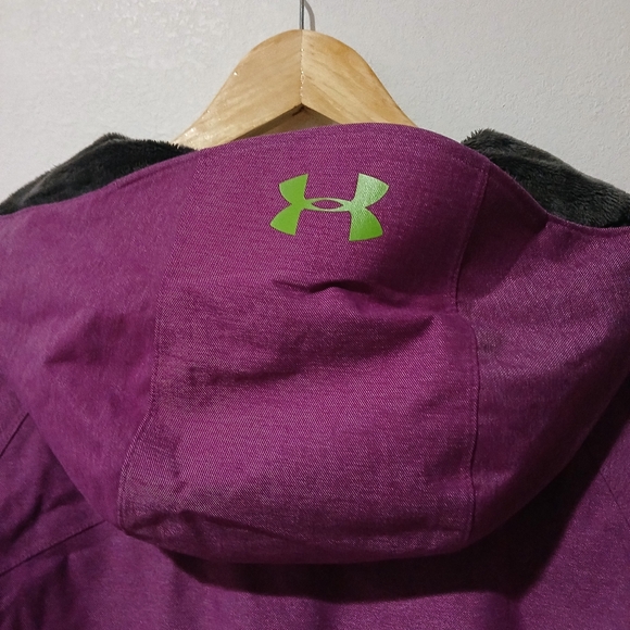 Under Armour Snowboard / Ski Jacket Recco Womens Size: S - Picture 9 of 11